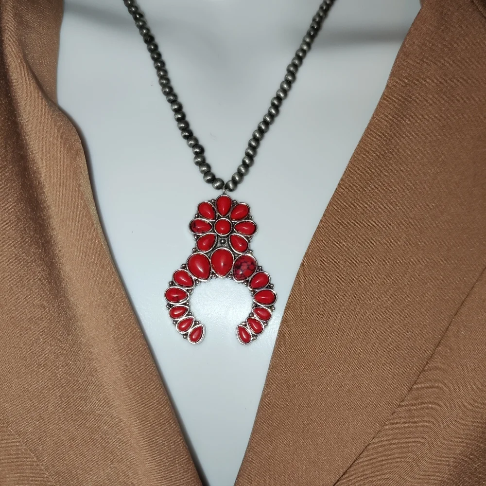 ####NWT-UPC Red Geometric Charm Necklace - Picture 2 of 3